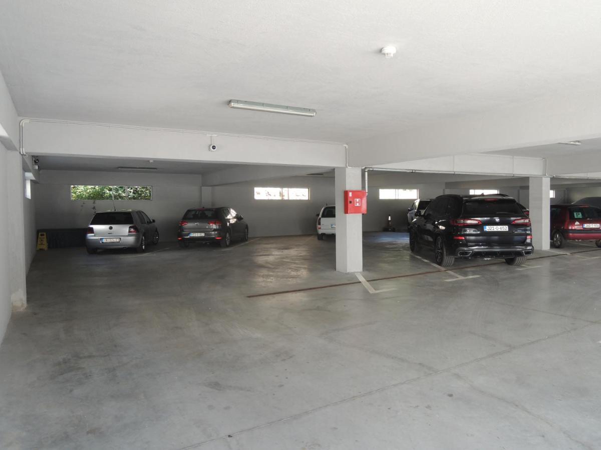 Hotel Logavina 8 Garage Parking Szarajevó Kültér fotó